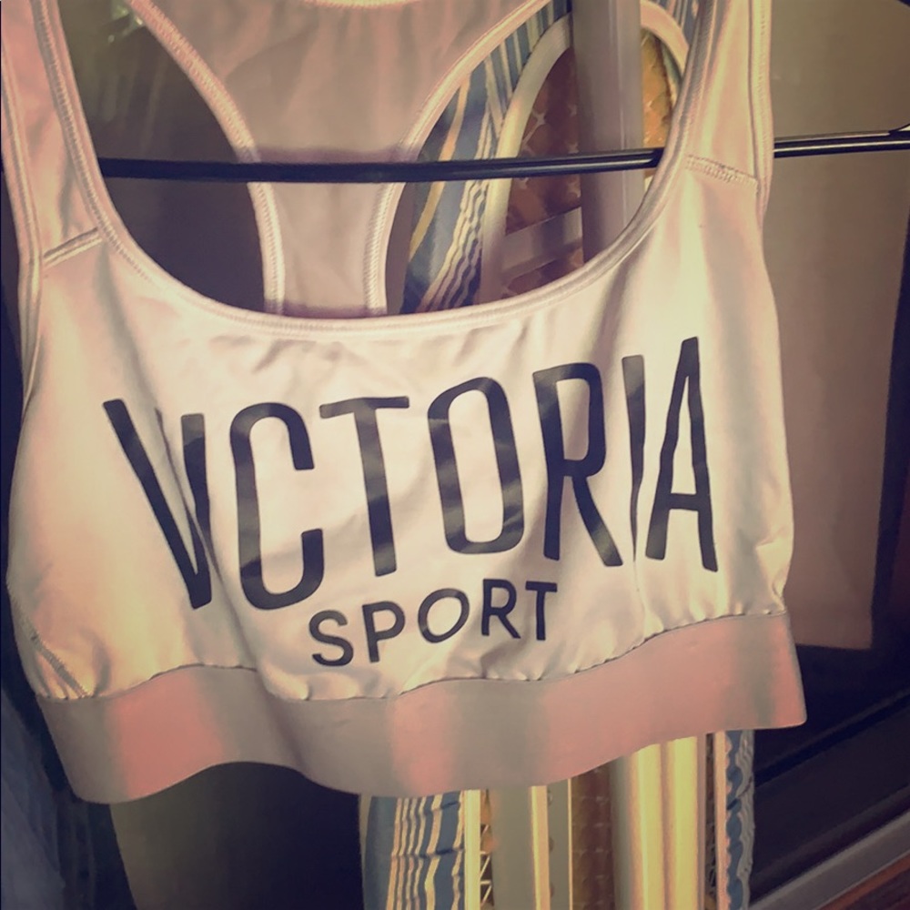 Victoria Secret Sports bra